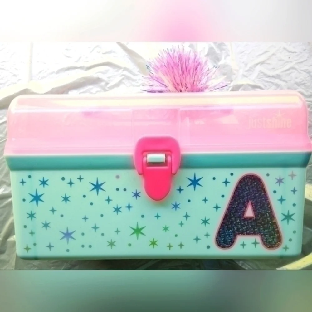 Justice Accessories Carry Case